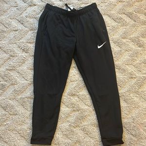men's nike joggers